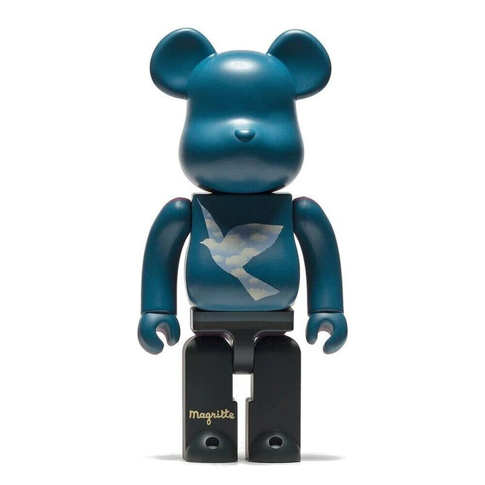 René Magritte (L'oiseau De Ciel 1965/La Belle Societe 1965) 1000% de BE@RBRICK,, 2022