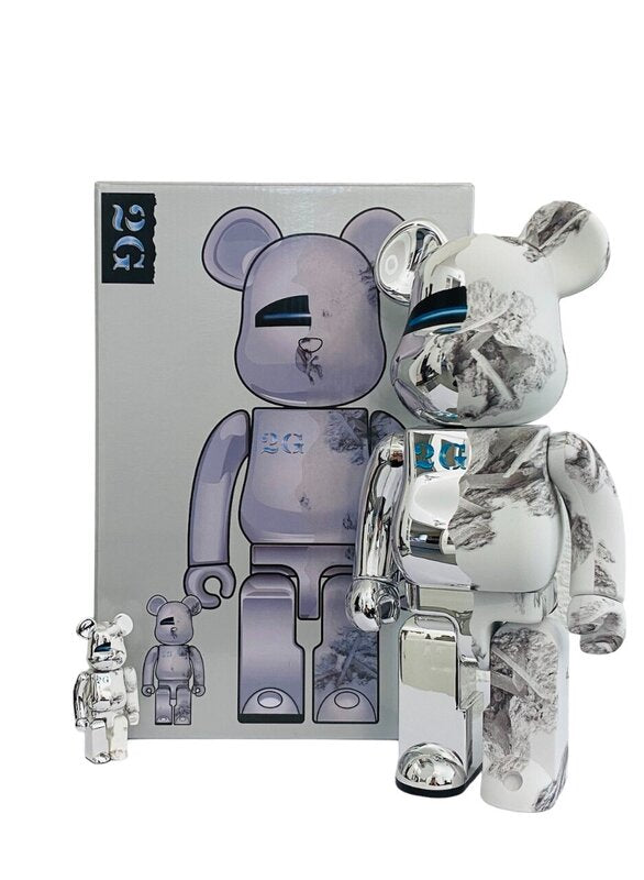 2G 400% + 100% by BE@RBRICK,, 2019 (view 2)