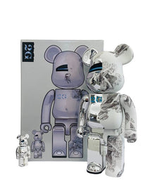 2G 400% + 100% by BE@RBRICK,, 2019 (view 2)