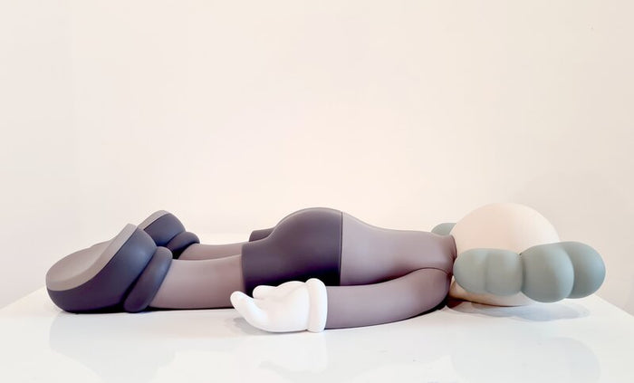 Companion (Brown) de KAWS, 2020