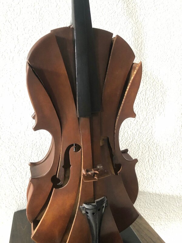 Untitled Violin d'Arman, 2004 (vue 2)