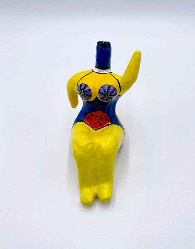 Nana (Yellow) de Déesse, 2020
