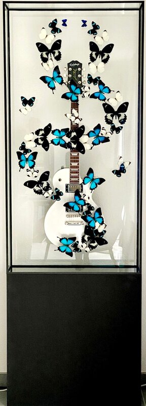 Flying Les Paul by Benjamin Pietri, 2023 (view 2)