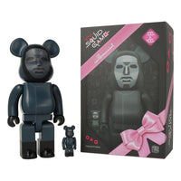 Squid Game Frontman 400% + 100% by BE@RBRICK, 2022 (view 3)