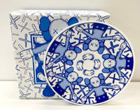 Holiday Ceramic Plates (Blue) de KAWS, vers 2020 (vue 7)