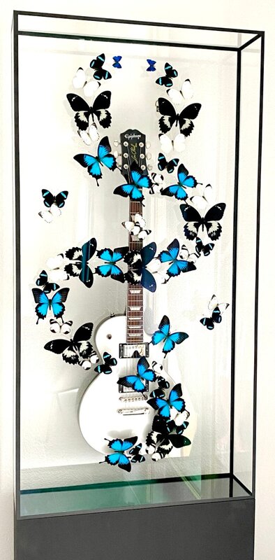 Flying Les Paul by Benjamin Pietri, 2023
