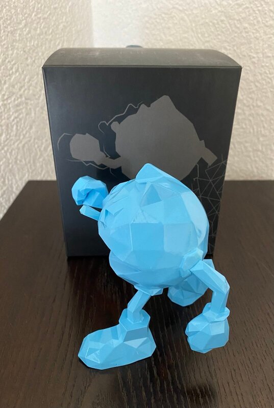 Pac Man Blue by Richard Orlinski, 2022 (view 4)