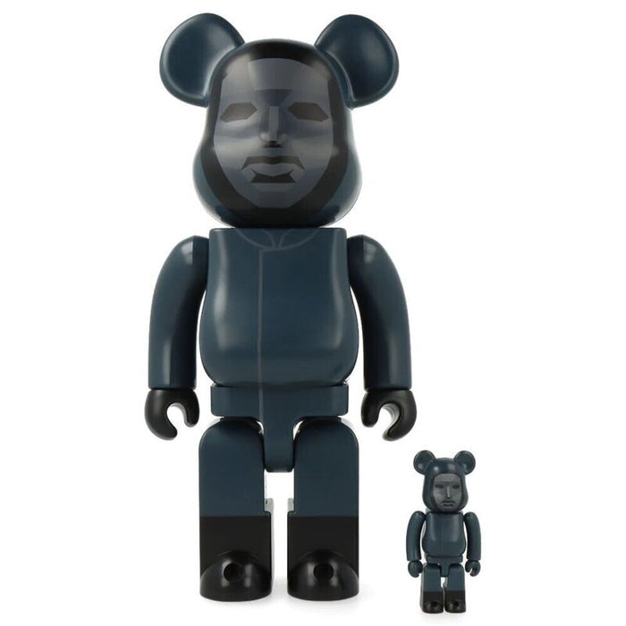 Squid Game Frontman 400% + 100% de BE@RBRICK, 2022