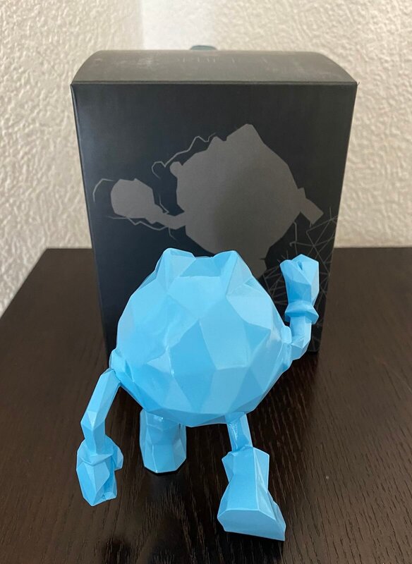 Pac Man Blue by Richard Orlinski, 2022 (view 3)