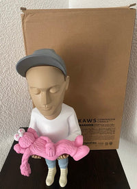 Kaws (BFF Pink) de Danil Yad, 2019 (vue 6)