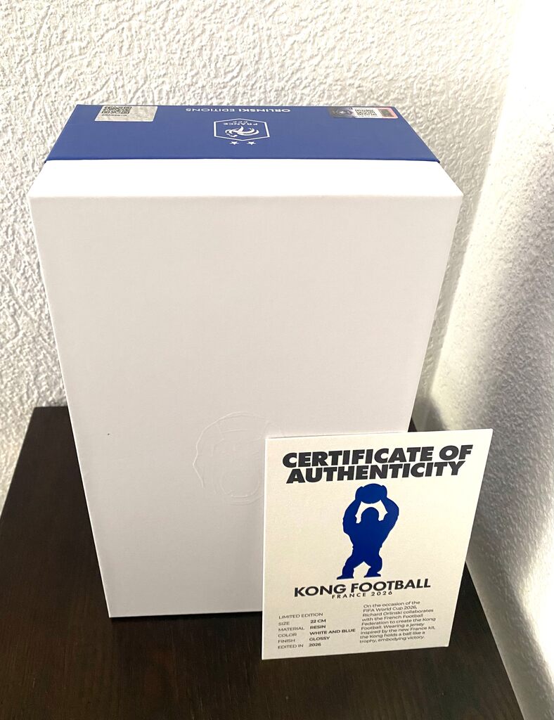 Kong Football de Richard Orlinski, 2026 (vue 3)