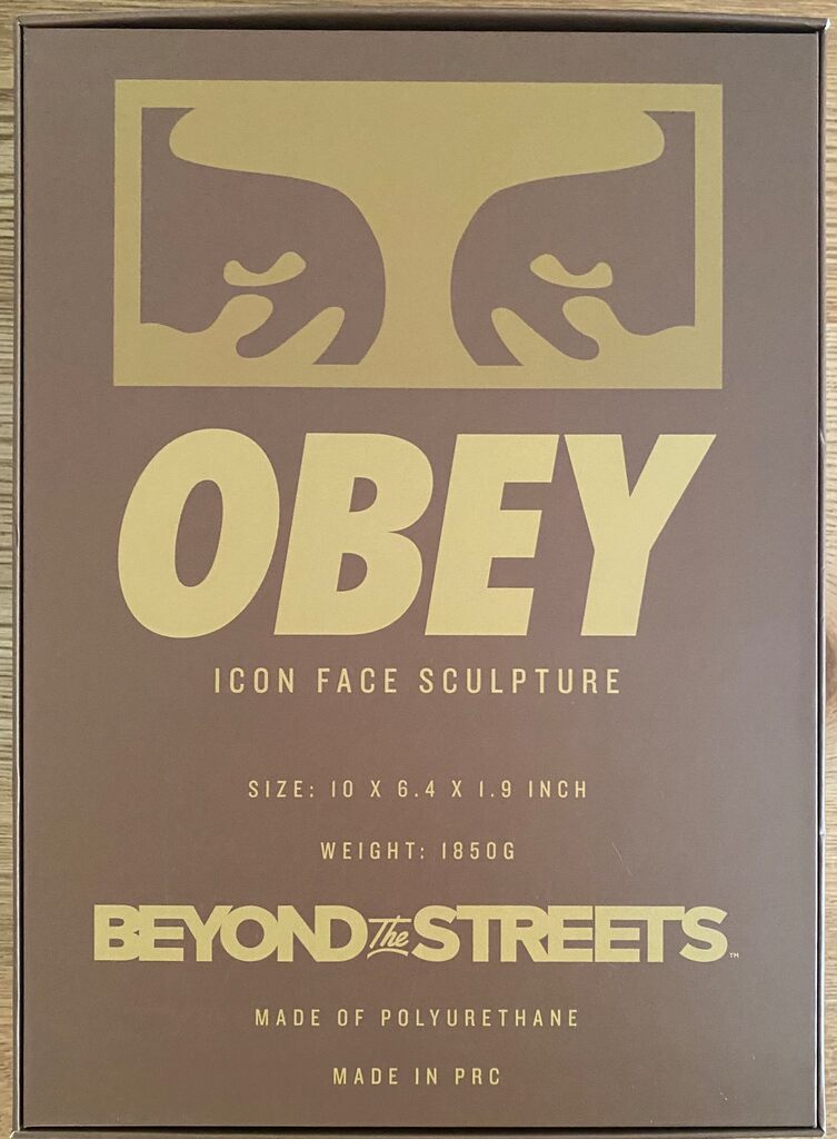 Icon Face sculpture ( Gold) de Shepard Fairey, 2026 (vue 6)