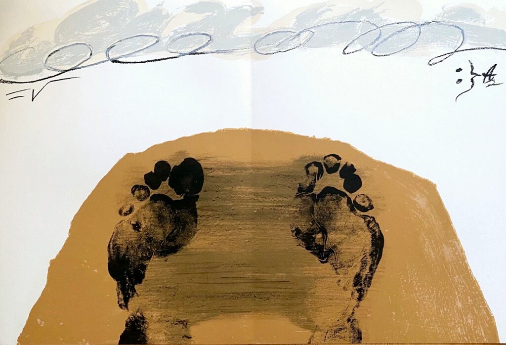 Deux pieds sur ocre by Antoni Tàpies, 1972