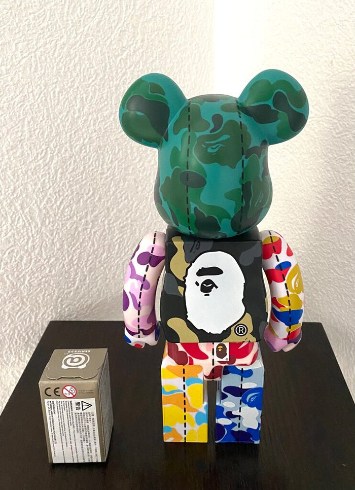 Bape 28th anniversary, Camo #4 400% de BE@RBRICK, 2021 (vue 2)