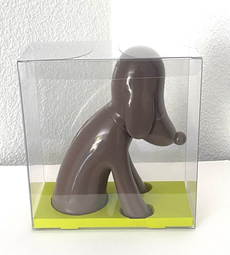 AOMORI - Dog Piggy Bang, Brown d'Yoshitomo Nara, vers 2015