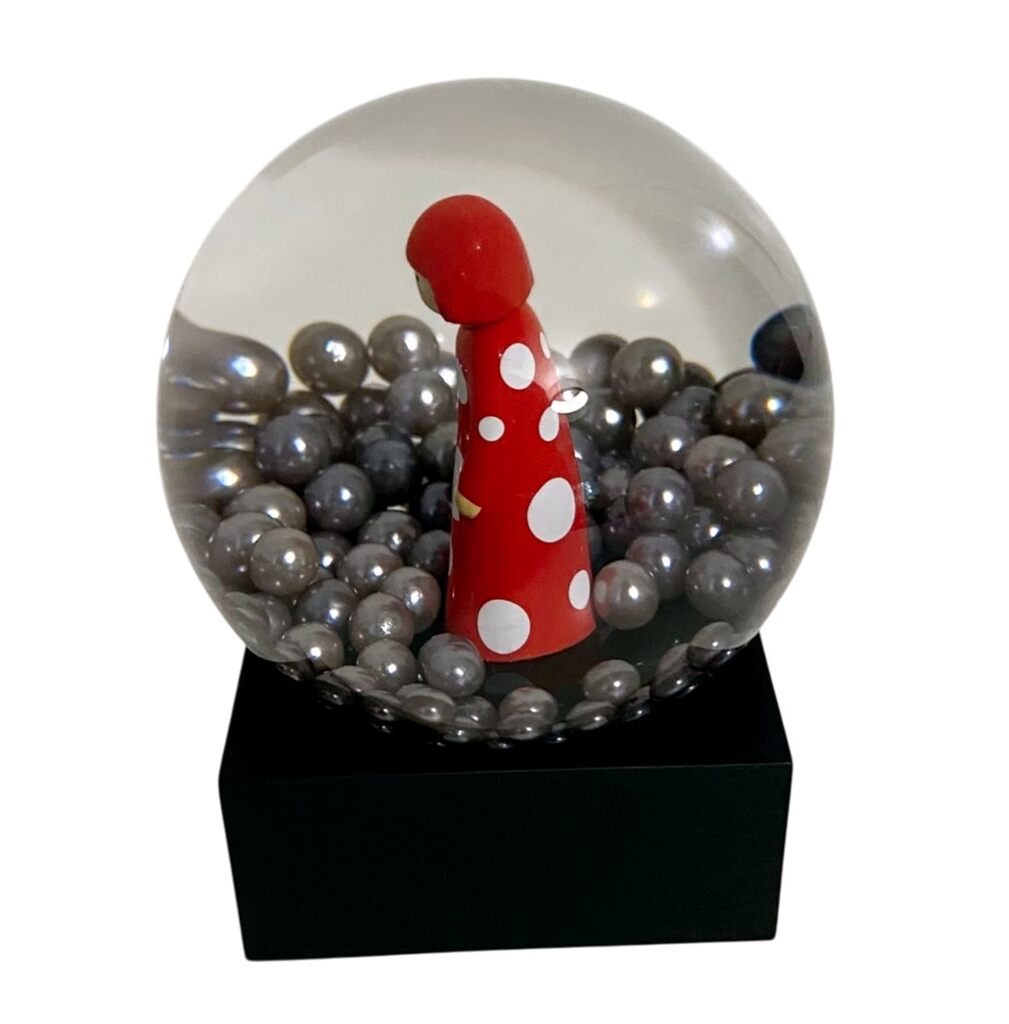 Yayoi Snow Globe by Yayoi Kusama, 2018 (view 4)