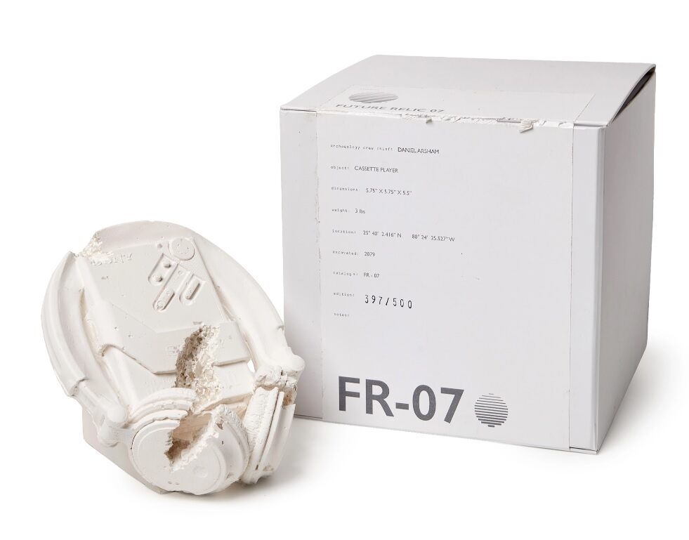 Future Relic 07 (Cassette Player) de Daniel Arsham, 2017